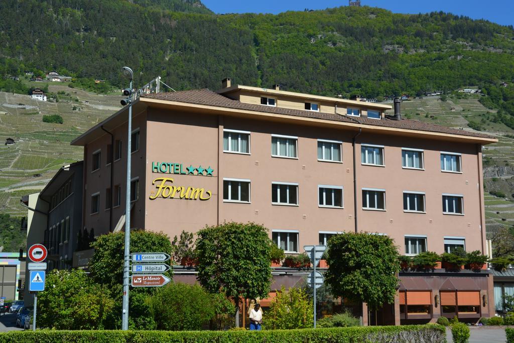 Hotel Forum Martigny Zewnętrze zdjęcie