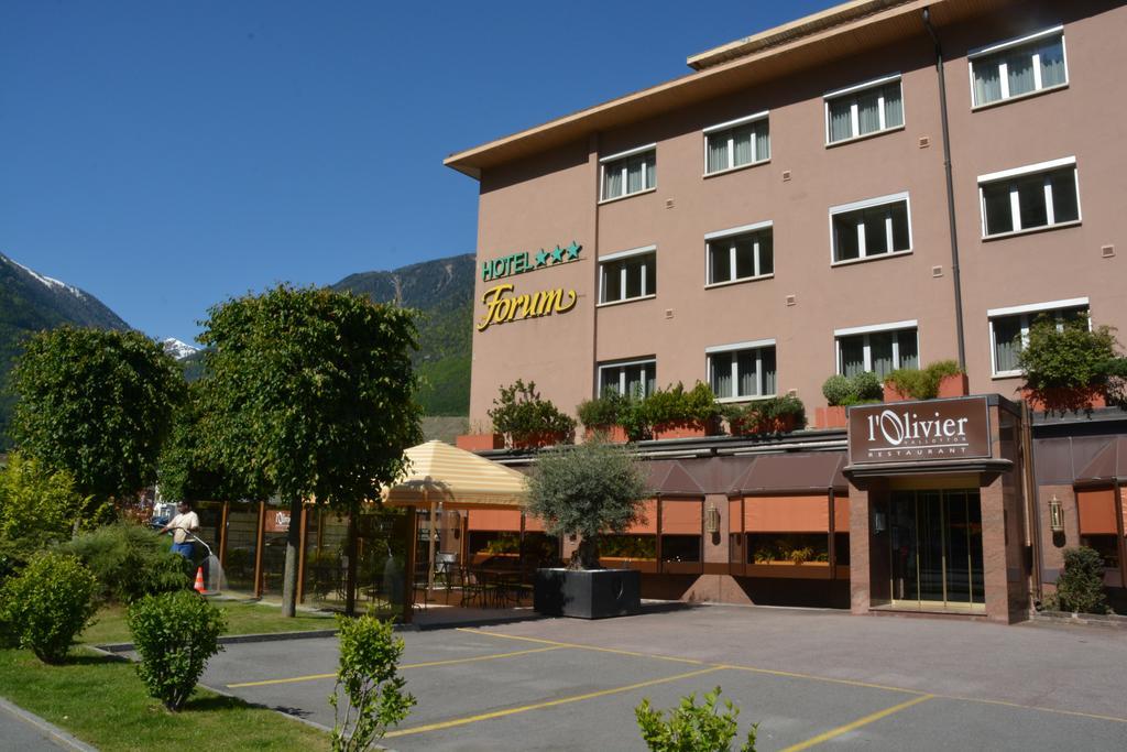 Hotel Forum Martigny Zewnętrze zdjęcie